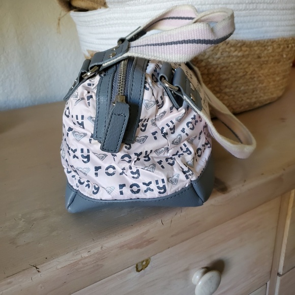ROXY Grey Tan Silver Roxy Logo Satchel Soft Shell Handbag Purse Very Cute - Picture 8 of 8